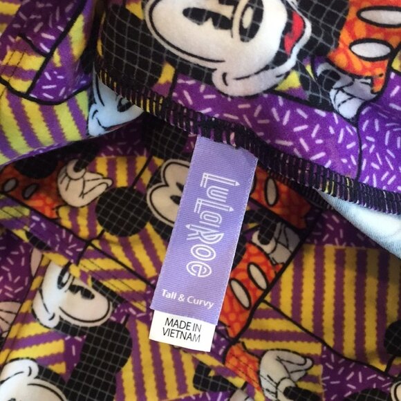 TC NWOT LuLaRoe Disney Leggings DD12 3446 - Picture 3 of 3